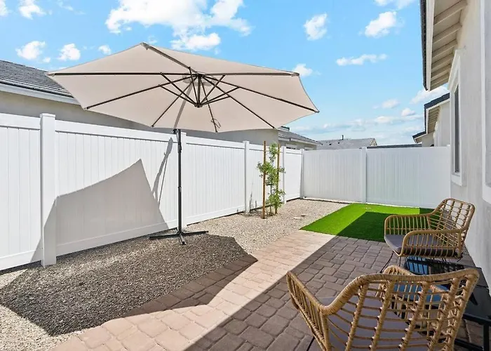 Breezy Modern House In With Pool,bbq * Casa Grande
